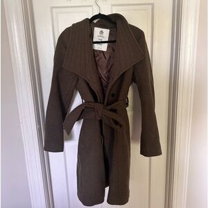 Babaton Connor Coat Sz L EUC